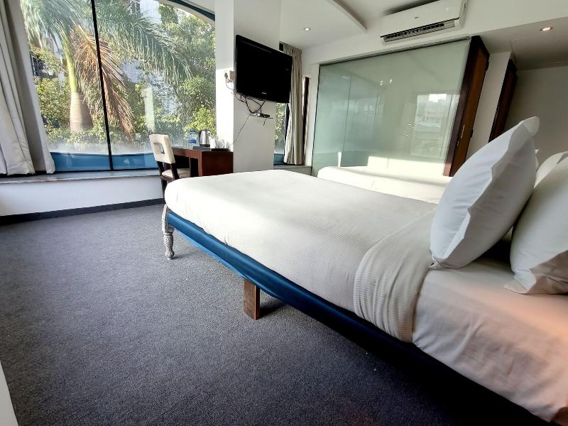 The Sky Imperial Hotel Yahvi image