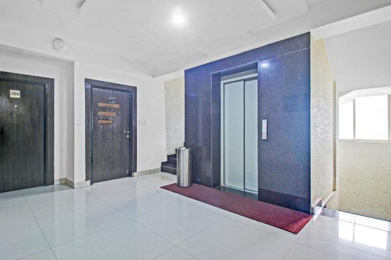 Townhouse 692 Hotel Nera Regency