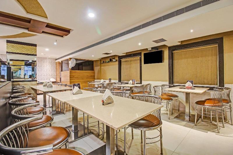Townhouse 692 Hotel Nera Regency