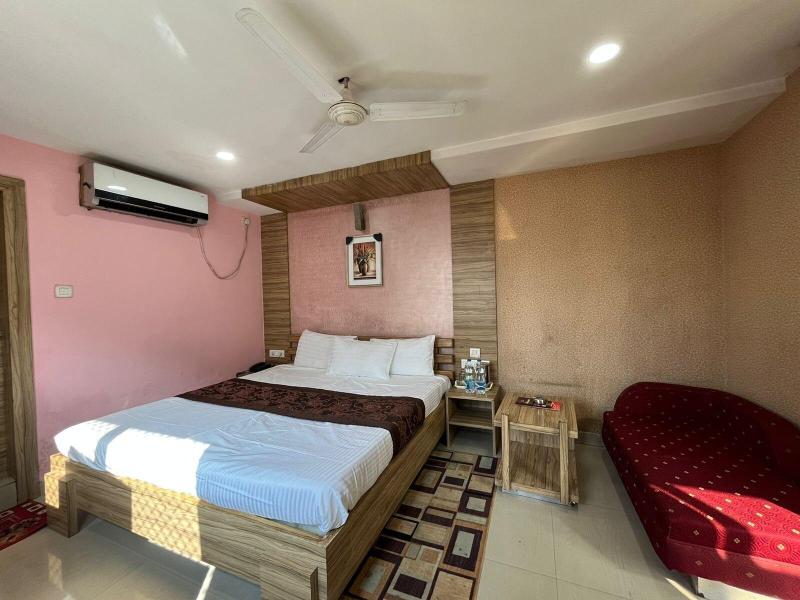 Hotel Pratap Residency image