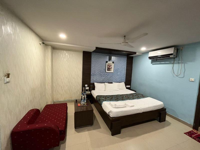 Hotel Pratap Residency image