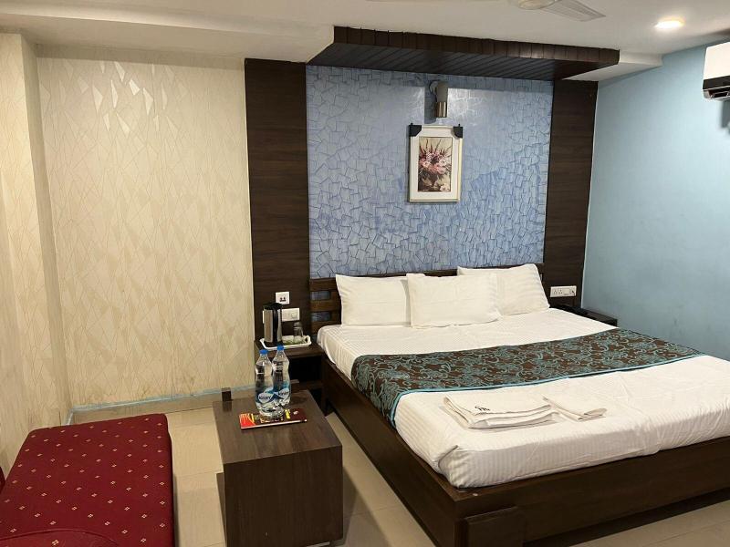 Hotel Pratap Residency image