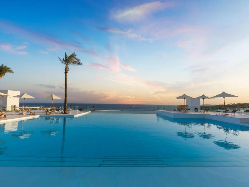 White Hills Resort image