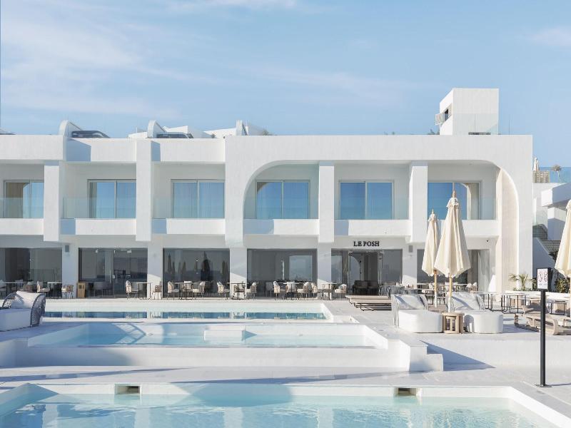 White Hills Resort image