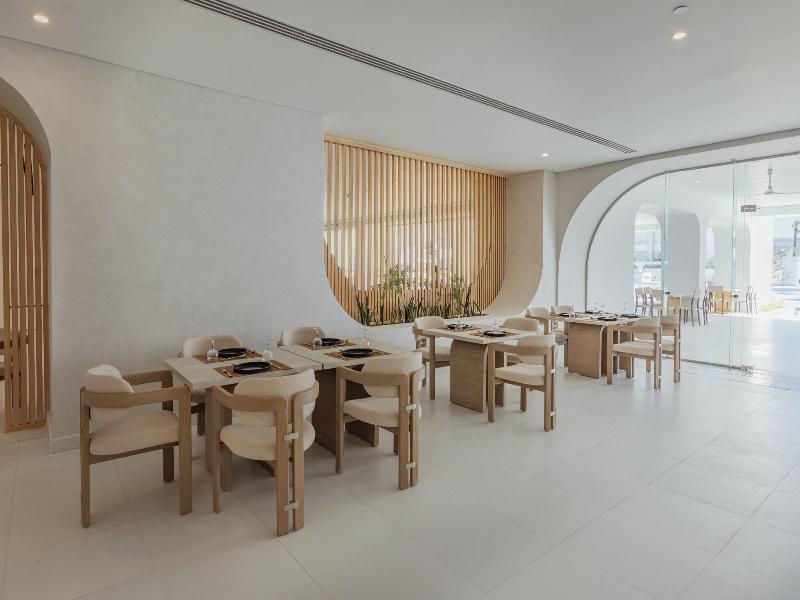 White Hills Resort image
