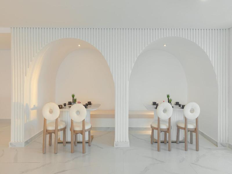 White Hills Resort image