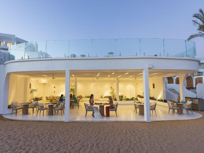 White Hills Resort image