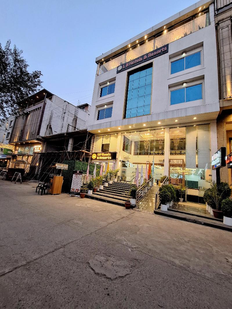 L N Hotels & Resorts
