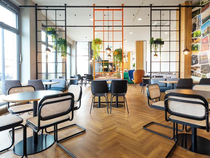 Loginn Hotel Köln Airport image