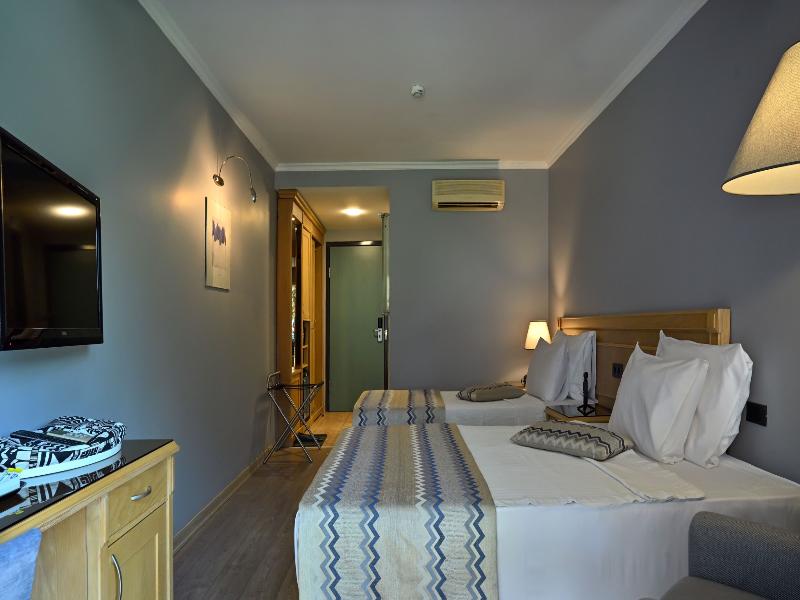 Deni̇zati Plus Hotel image
