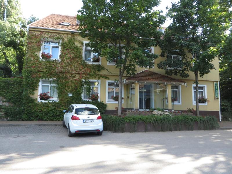 Hotel Arnold image