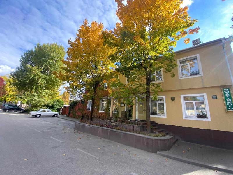 Hotel Arnold image