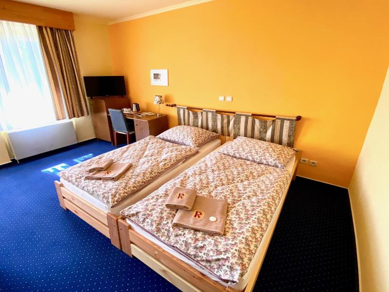 Hotel Rustikal image
