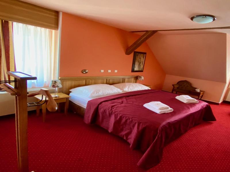 Hotel Rustikal image