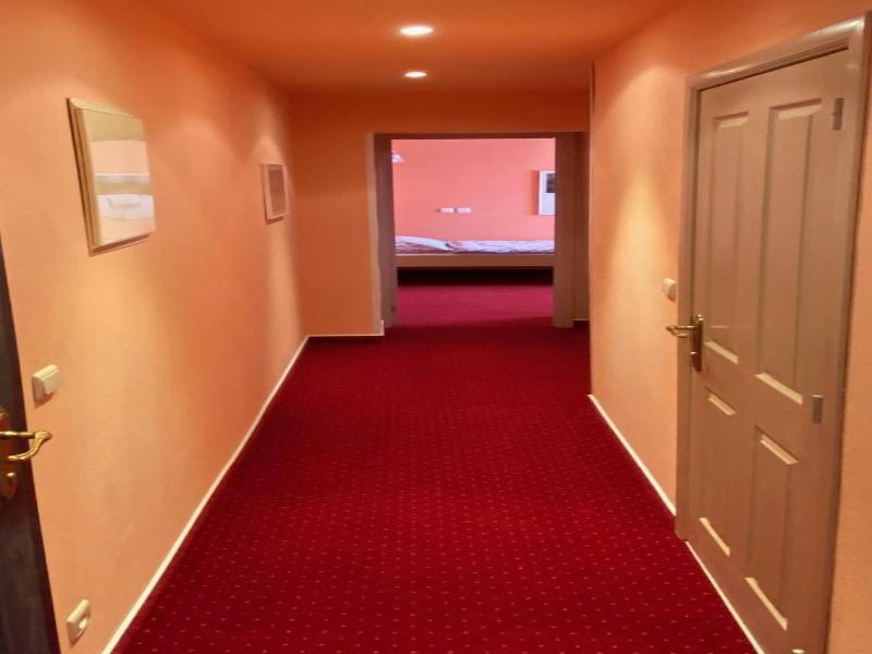 Hotel Rustikal image