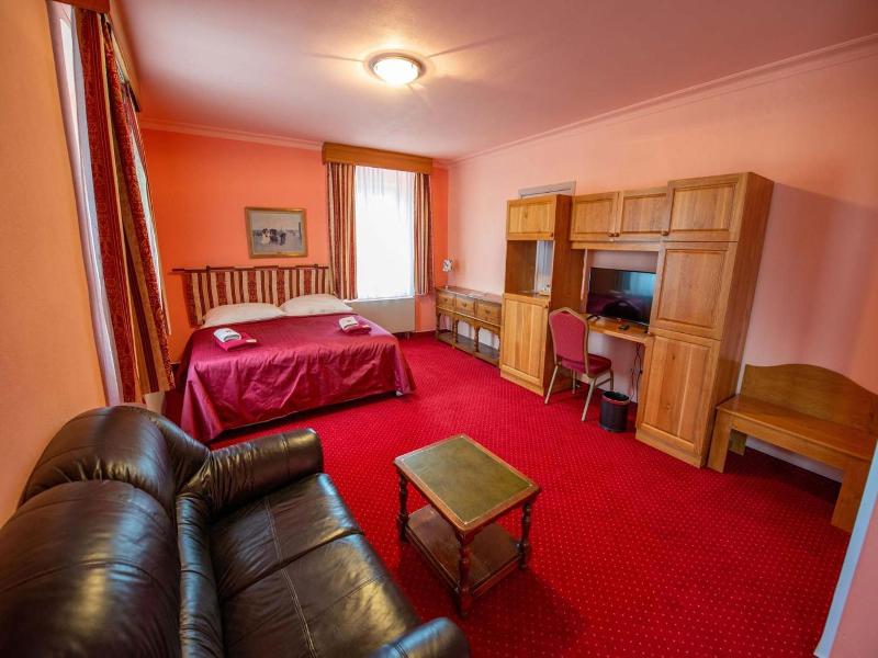 Hotel Rustikal image