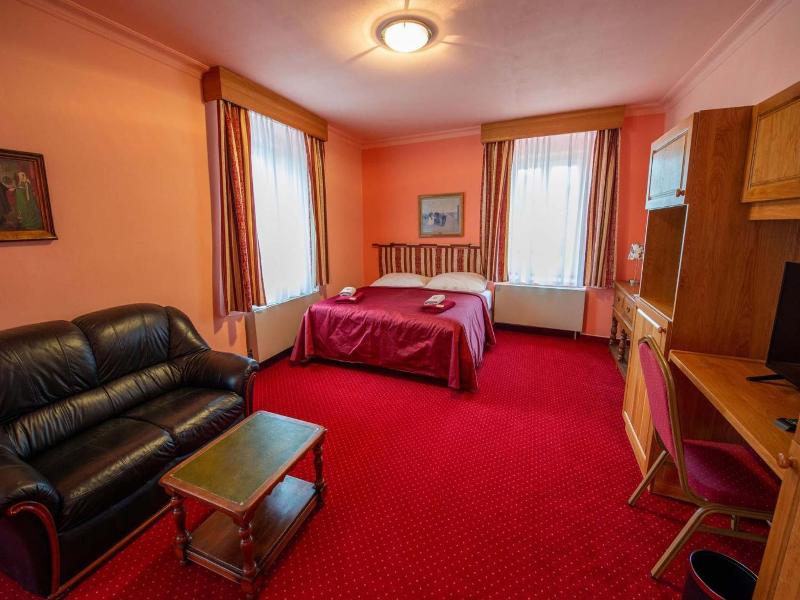 Hotel Rustikal image