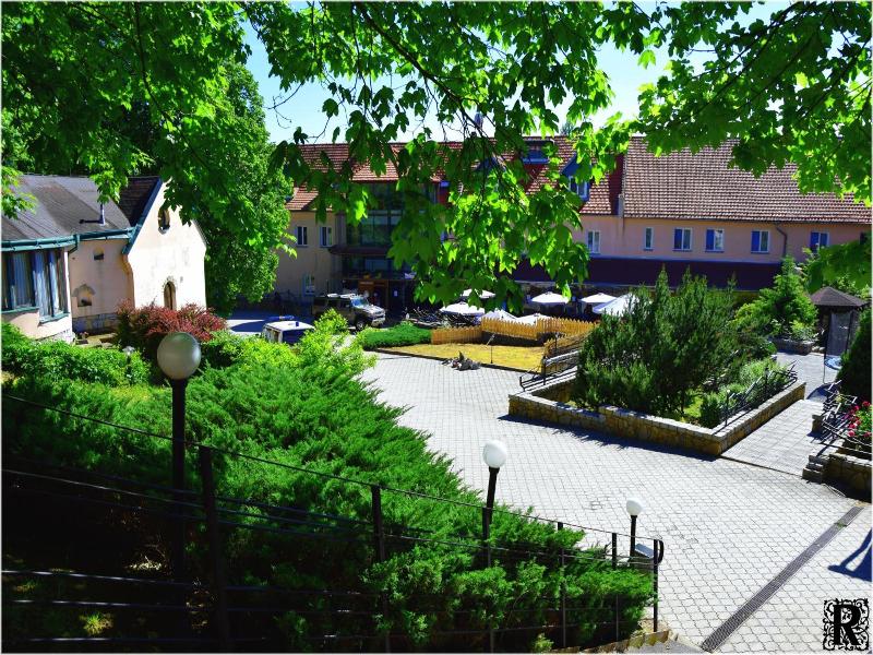 Hotel Rustikal image