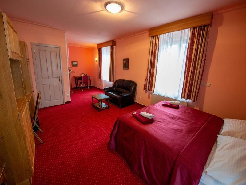 Hotel Rustikal image