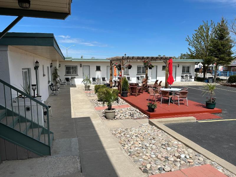 Lakeview Resort Motel