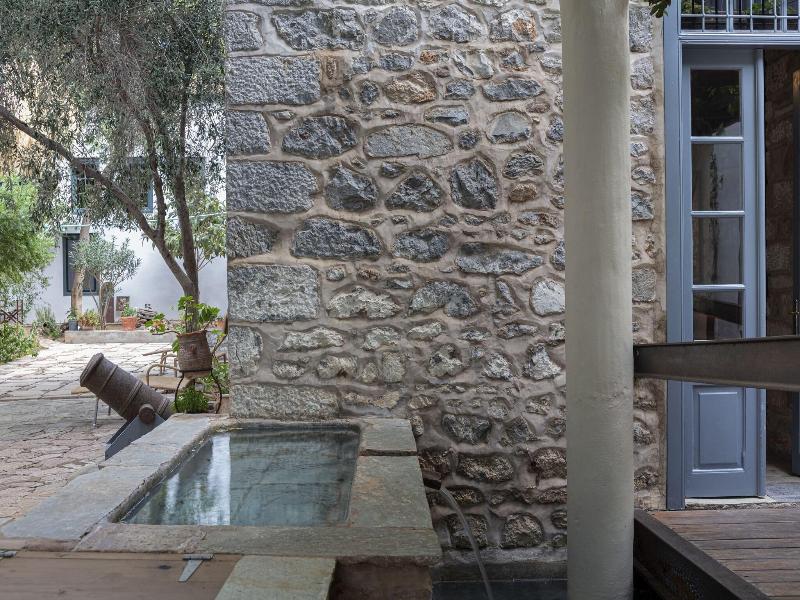 Bratsera Boutique Hotel image