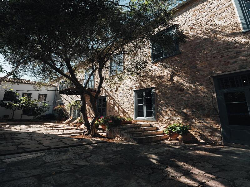 Bratsera Boutique Hotel image