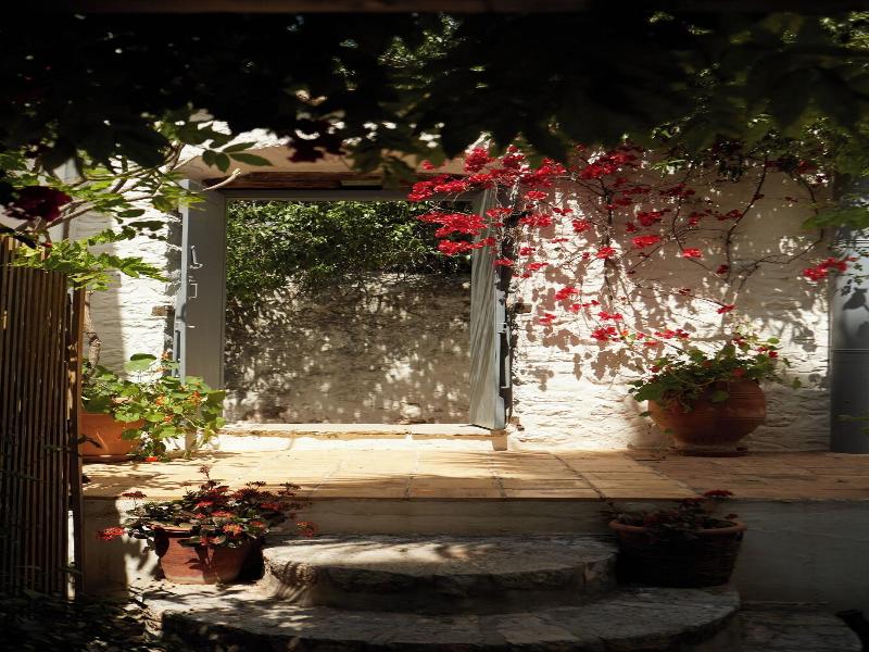 Bratsera Boutique Hotel image