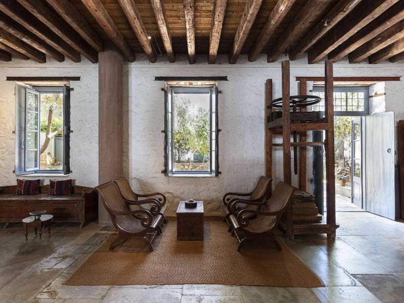 Bratsera Boutique Hotel image