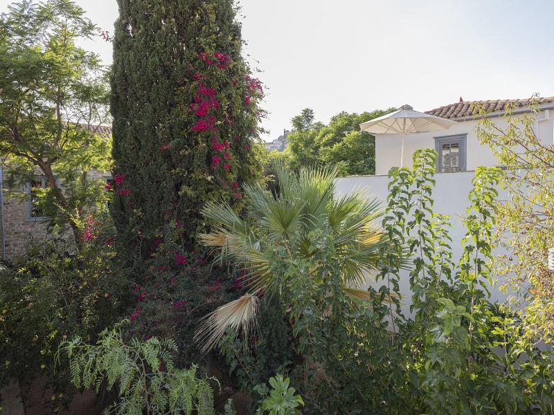 Bratsera Boutique Hotel image