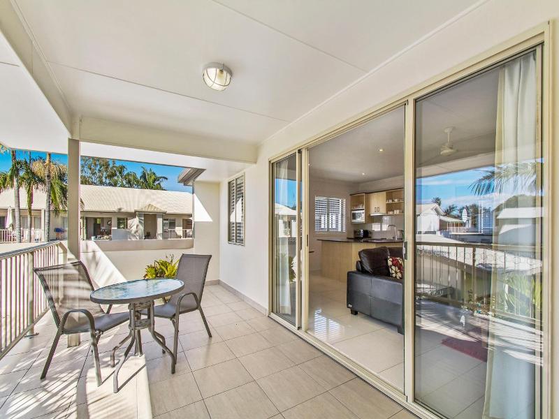 Noosa River Palms image