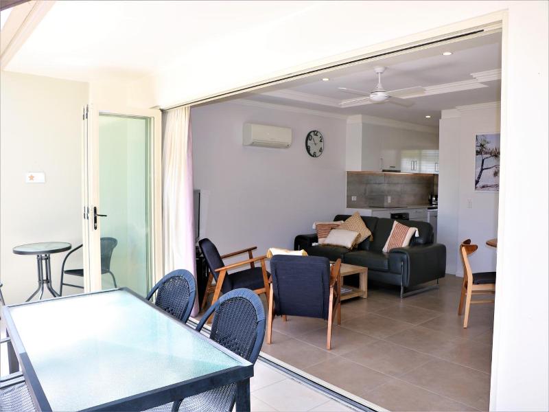 Noosa River Palms image