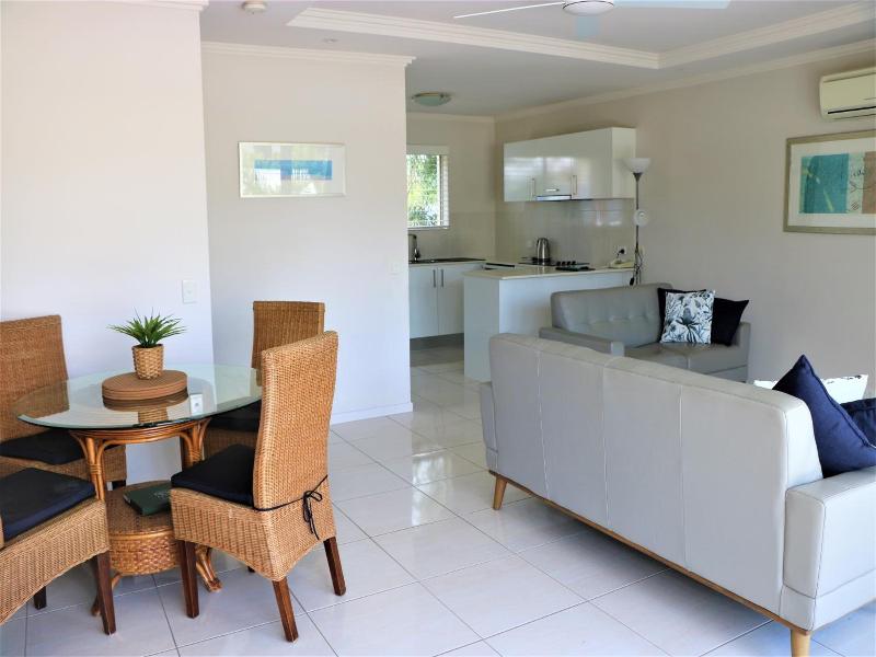 Noosa River Palms image