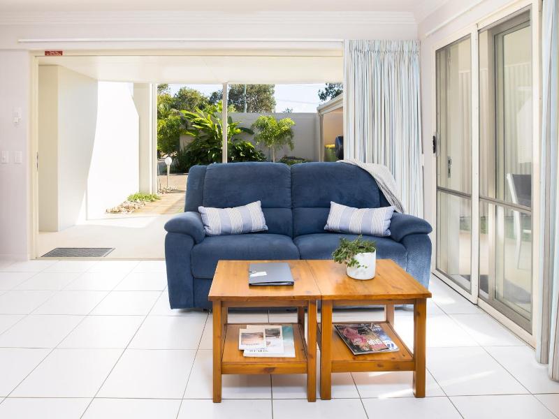 Noosa River Palms image