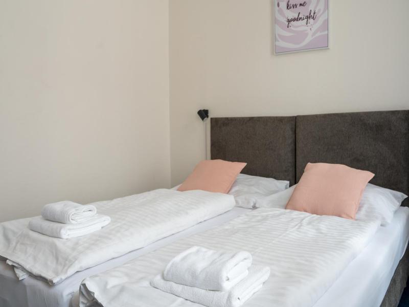 Hotel Cb Royal image