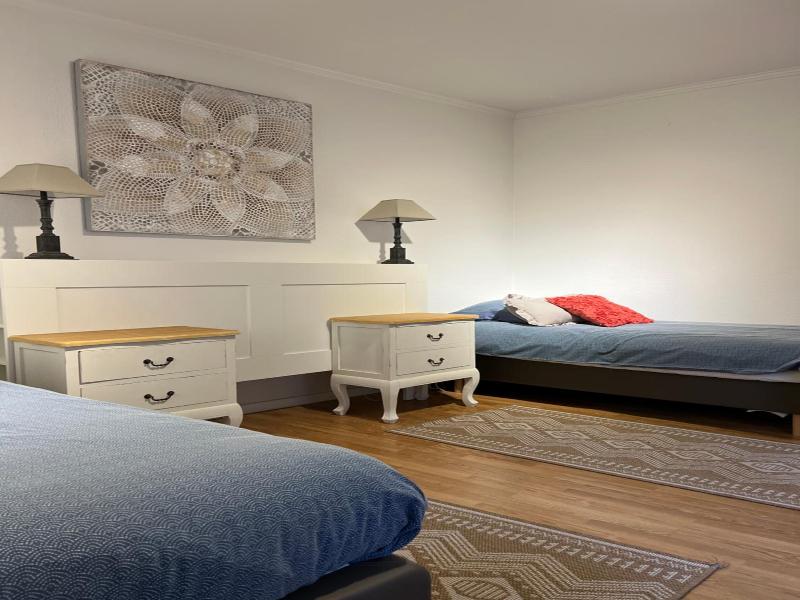 Skindles Guesthouse image