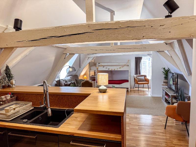 Skindles Guesthouse image