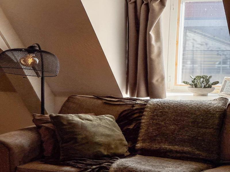 Skindles Guesthouse image