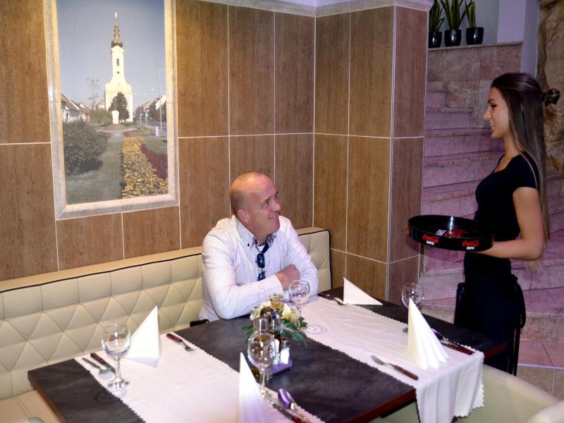 Hotel Minerva image