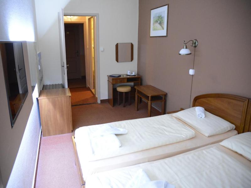 Hotel Minerva image
