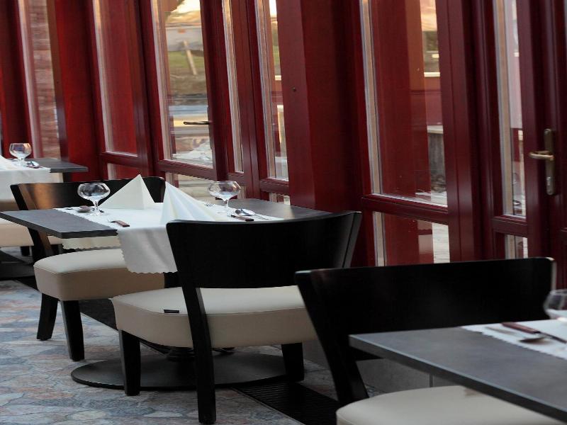 Hotel Minerva image