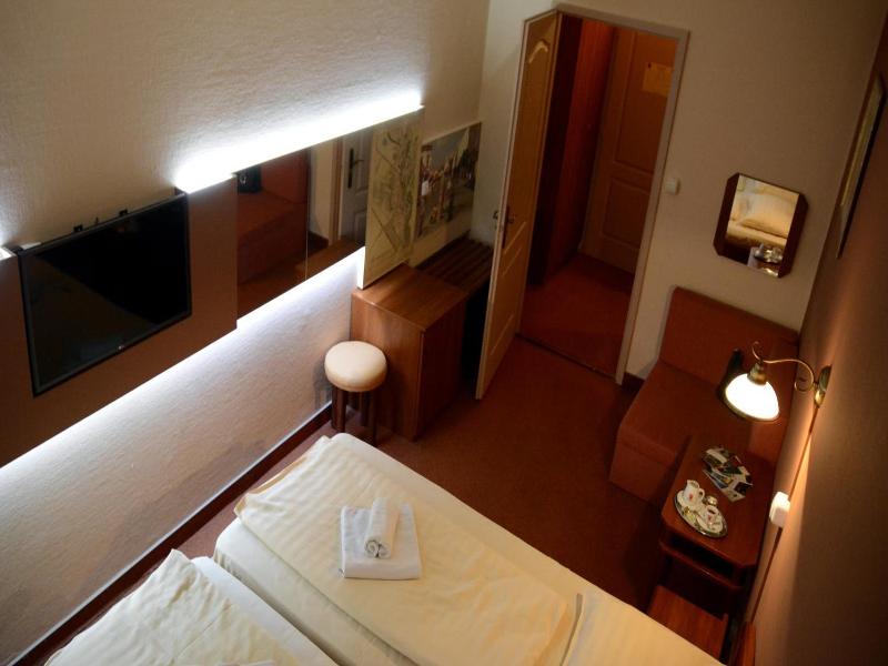 Hotel Minerva image