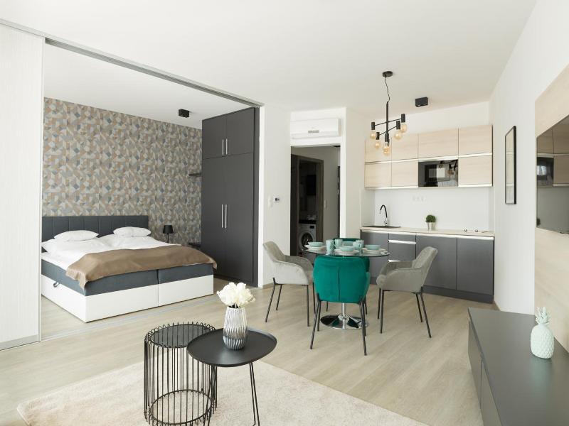 Parizs Garden Apartments image