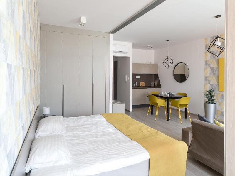 Parizs Garden Apartments image
