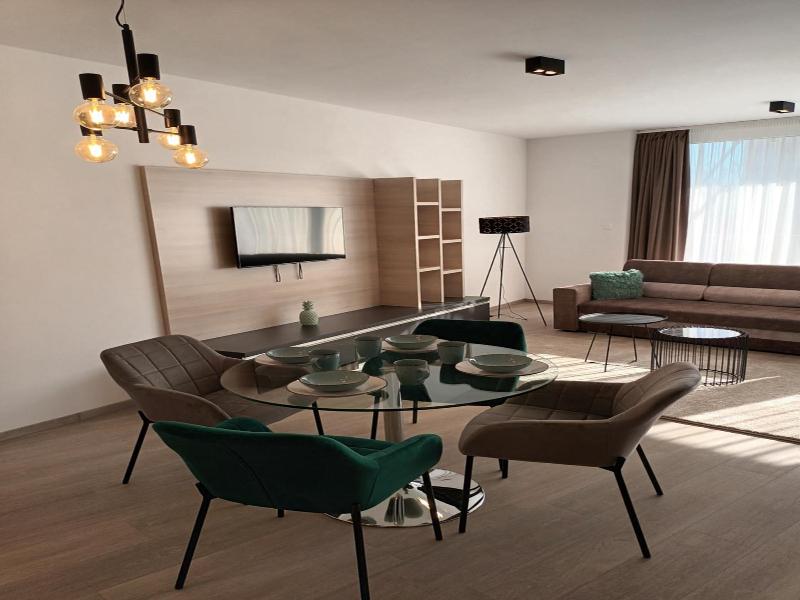Parizs Garden Apartments image