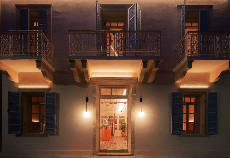 Heart Hotel image