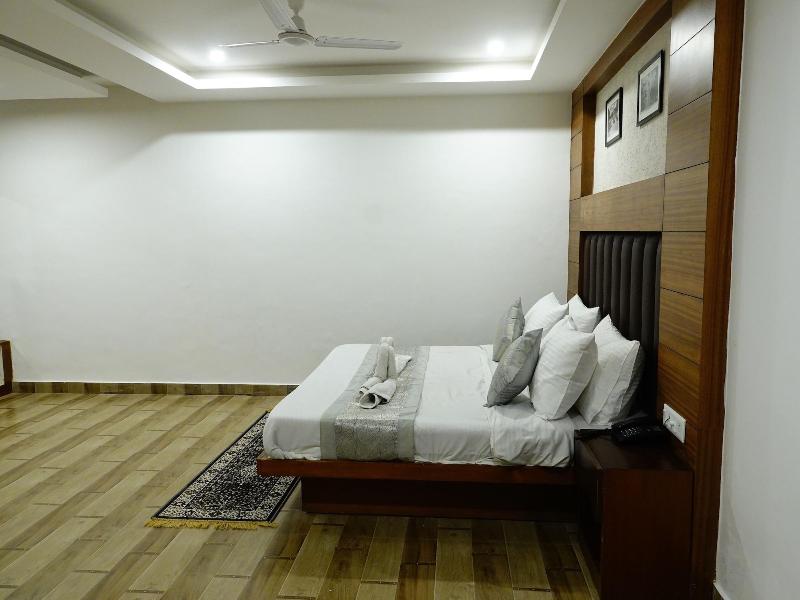 Rubystone Mussoorie A Leisure Resort image