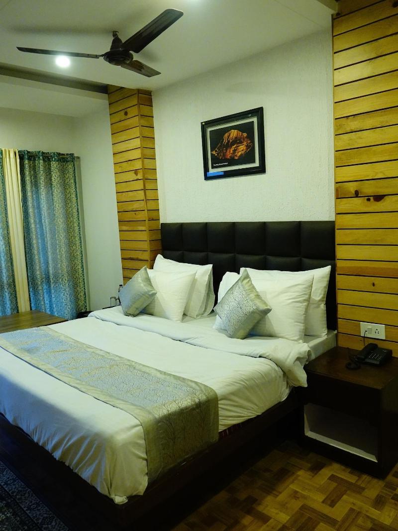 Rubystone Mussoorie A Leisure Resort image