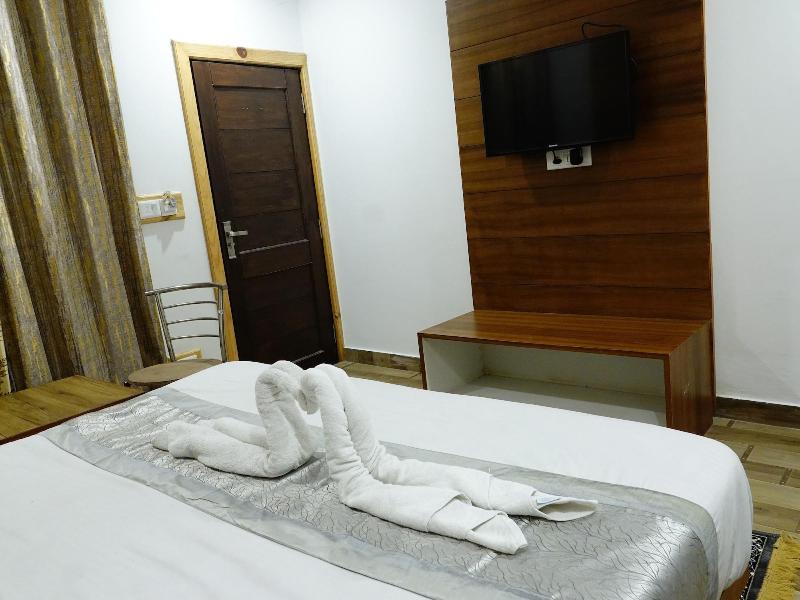 Rubystone Mussoorie A Leisure Resort image