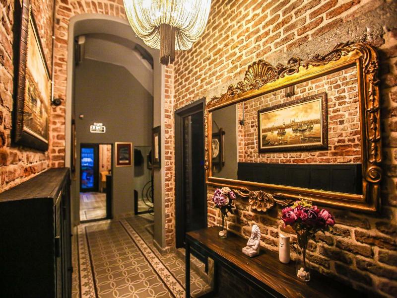 Galata 1875 Suites image