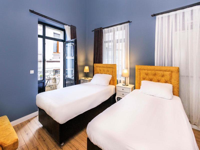Galata 1875 Suites image